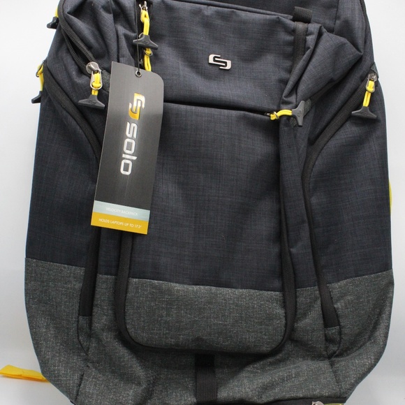 solo velocity 17.3 backpack